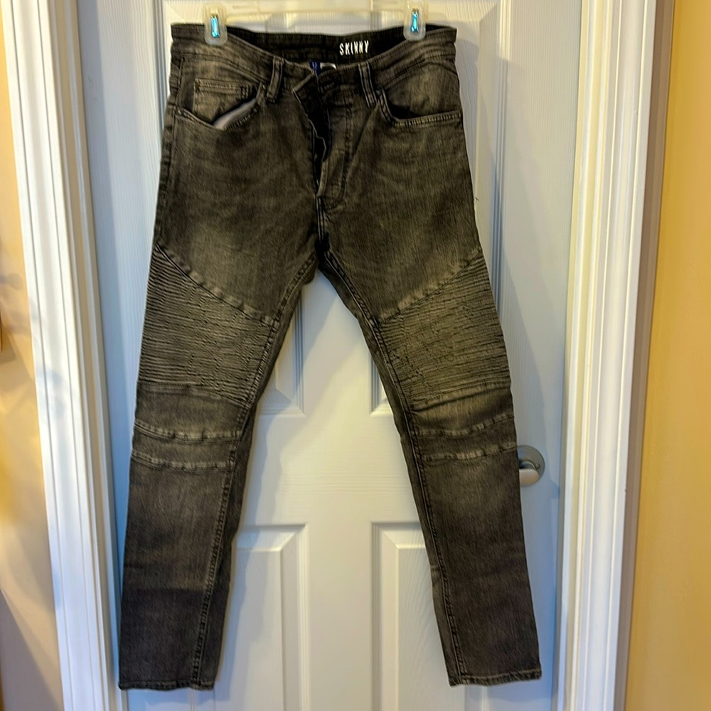 Divided H&M Skinny jeans size 31